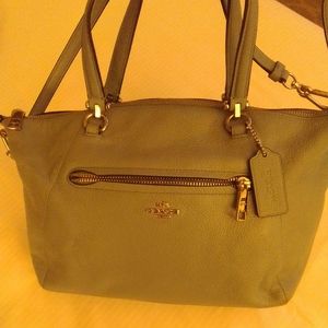 Coach Baby Blue Crossbody Shoulder Bag with Full Grain Leather | Almost Like New